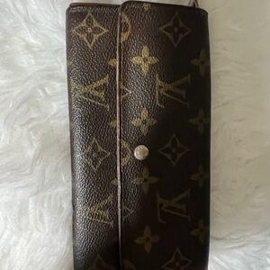 Louis vuttion vintage wallet